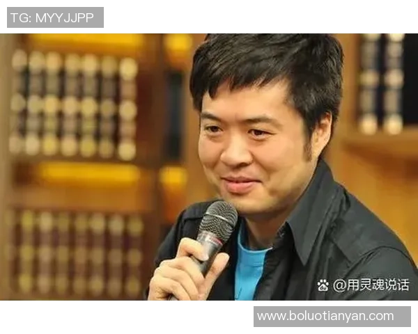 外国解说员眼中的日本足球明星魅力与成就分析 外国解说员眼中的日本足球明星魅力与成就分析